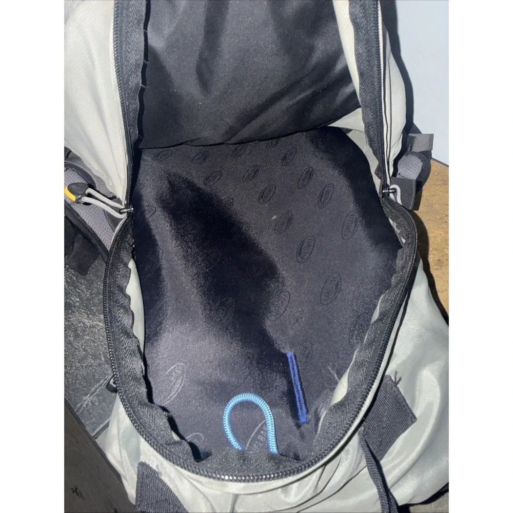 Camelbak H.A.W.G Hawg Backpack Red/Gray No Bladder